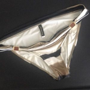 ViX bikini bottoms size 8